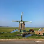 Uniek - Nabij Molen, Meer, & Stad'