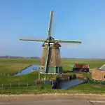 Dom wakacyjny Uniek - Nabij Molen, Meer, & Stad' *