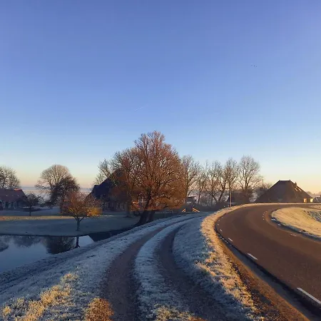 Uniek - Nabij Molen, Meer, & Stad' Prázdninový dům Hoorn (North Holland)