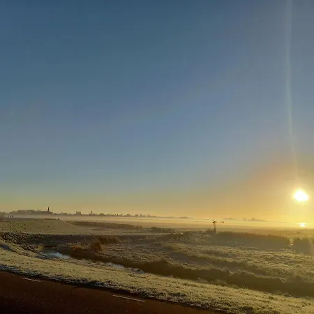 Prázdninový dům Uniek - Nabij Molen, Meer, & Stad'