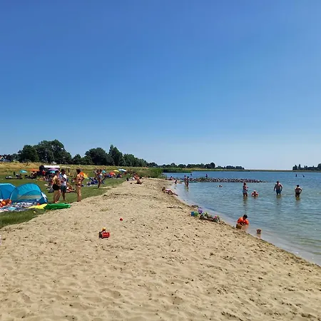 'vakantiehuisje Natuurlijk! - Nabij Molen, Meer, & Stad' *