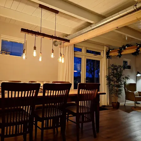 Uniek - Nabij Molen, Meer, & Stad' 別荘 *